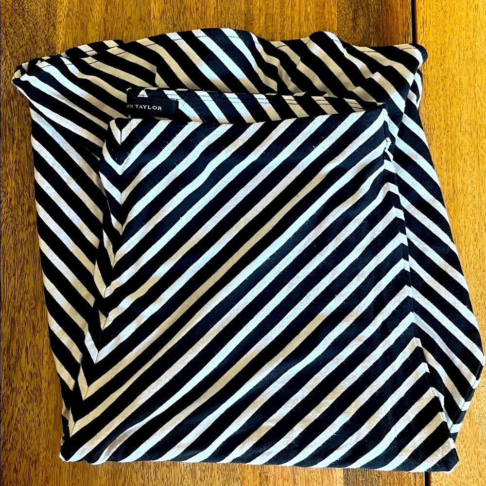 Ann Taylor Black and White Pleated Midi Skirt